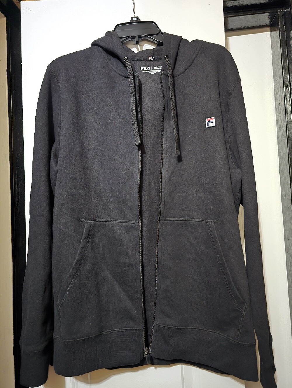 Fila Men's Black Full-Zip Up Hooded Sweatshirt w Small Embroidered Logo - Medium - Picture 6 of 9